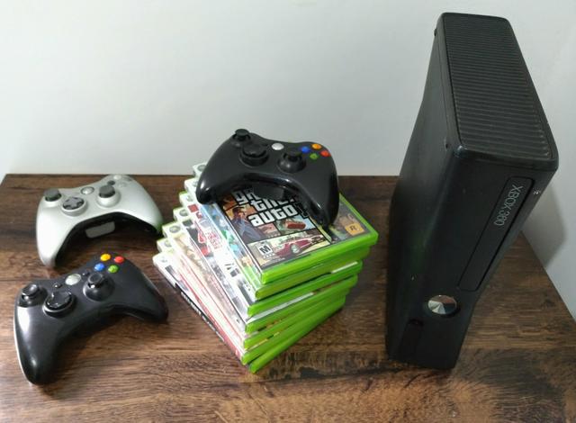 Xbox 360 20GB 3 Controles + 7 Jogos Originais