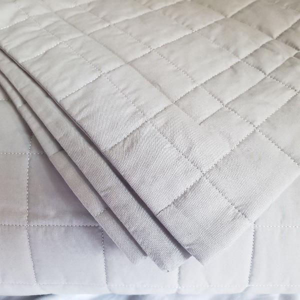 colcha trousseau matelassada cinza super king percal 100%