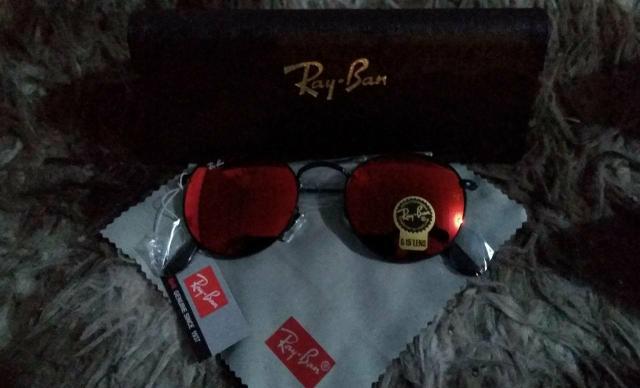 culos Rayban lançamento