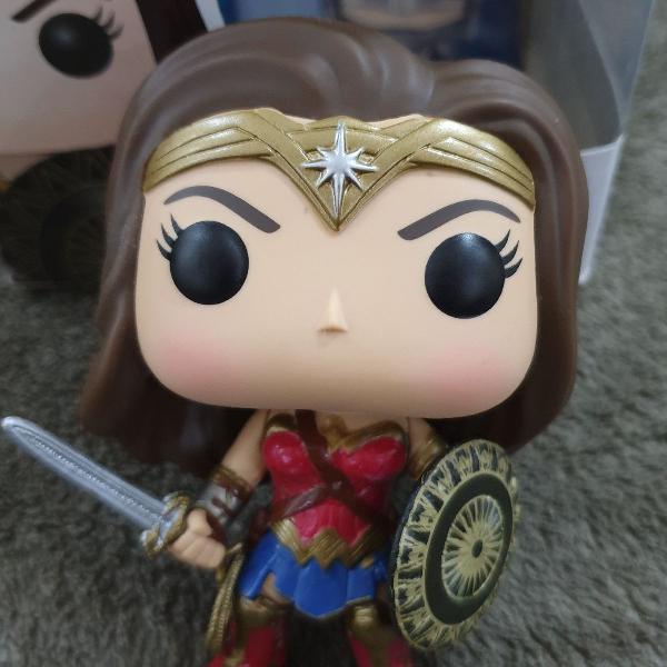 funko mulher Maravilha original novo