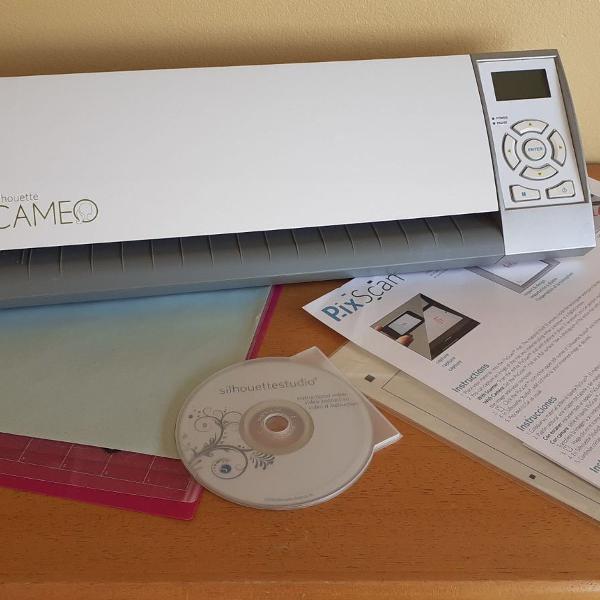 maquina de corte silhouette cameo com 1 base pixscan + 2