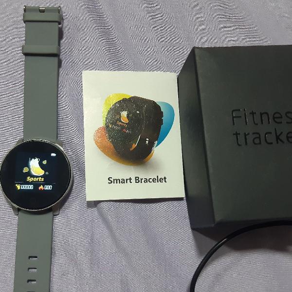 smart bracelete w8