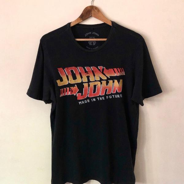 t-shirt john john (de volta por futuro)