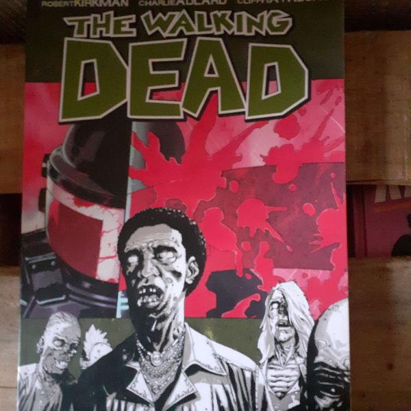 the walking dead hq (volume 5)