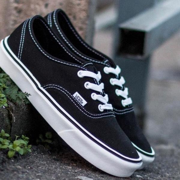 tênis vans authentic