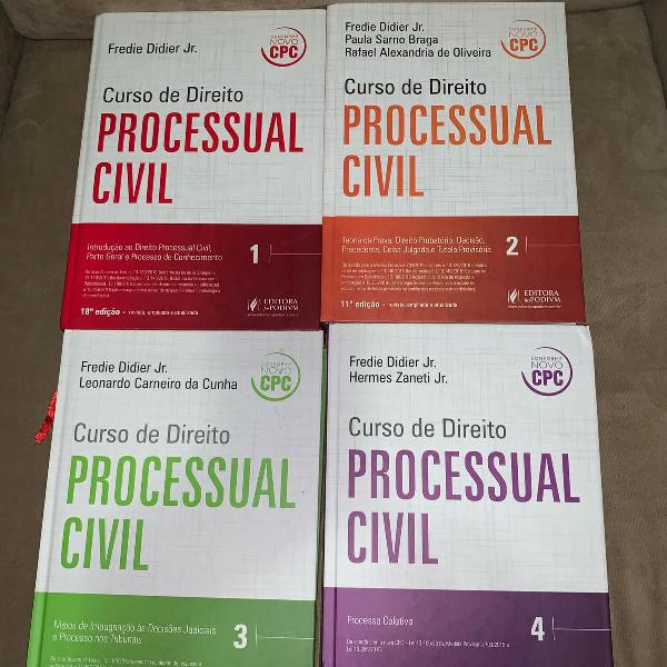 4 livros: curso de direito processual civil do fredie didier