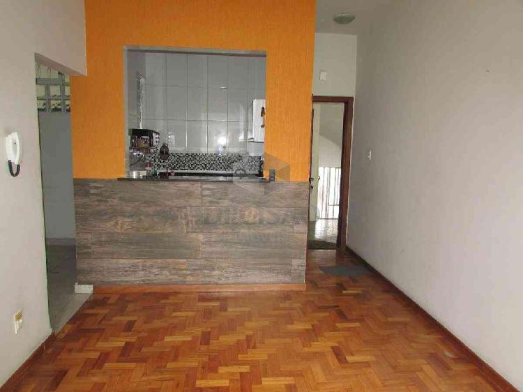 Apartamento, Floresta, 3 Quartos, 1 Vaga, 1 Suíte