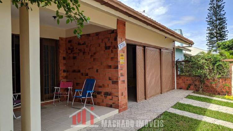 Casa com 3 Quartos à Venda, Capão Novo