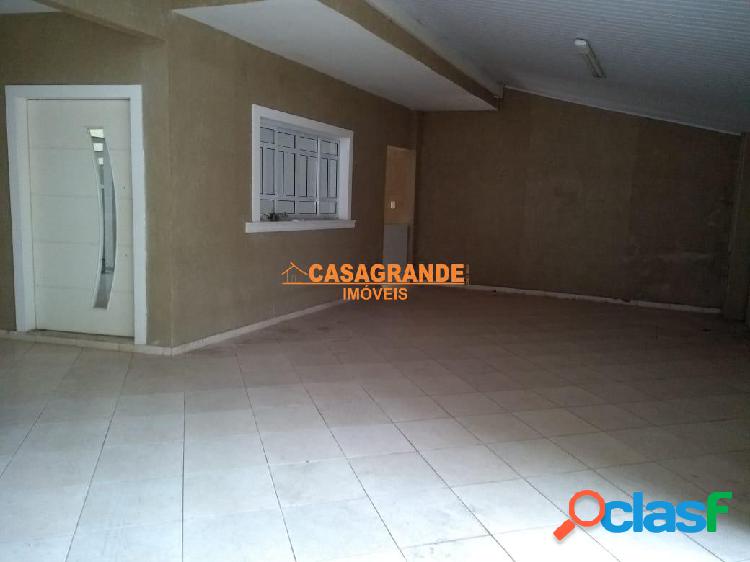 Casa com 4 dormitÃ³rios no Jardim Oriente