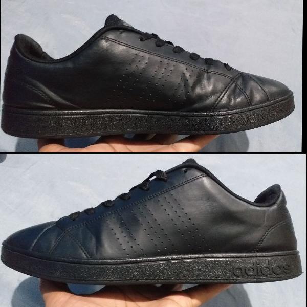 Tênis preto Adidas