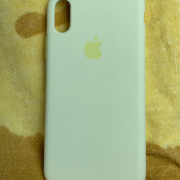 capa de silicone para iphone xs amarelo claro
