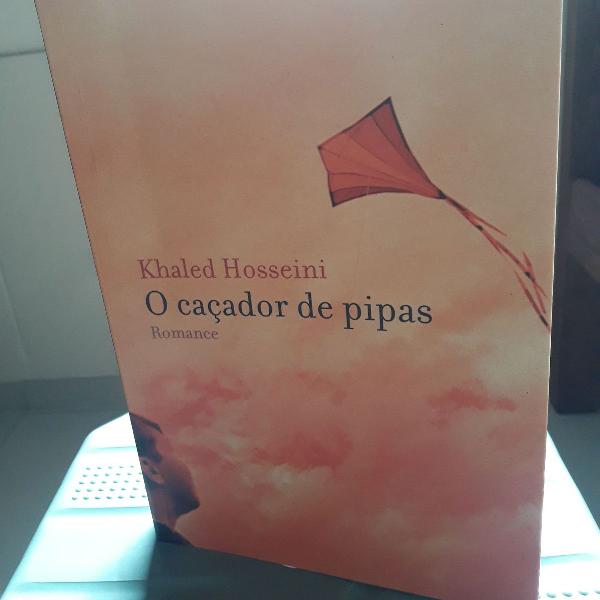 livro - o caçador de pipas