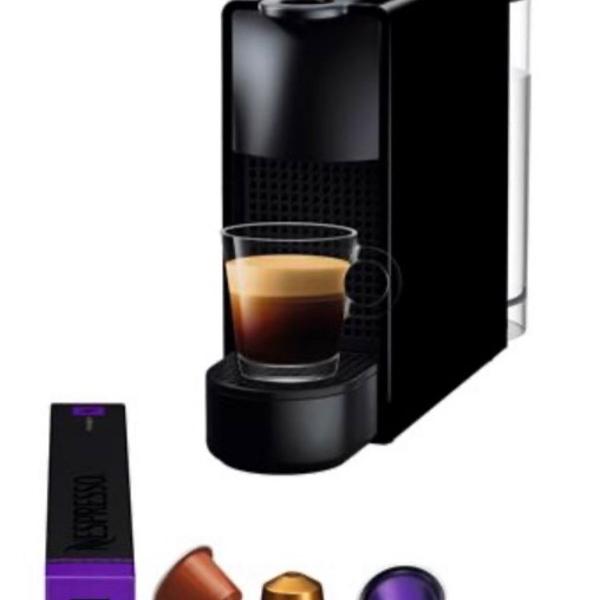 máquina de café nespresso essenza mini com kit boas vindas