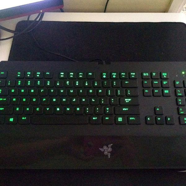 teclado razer deathstalker