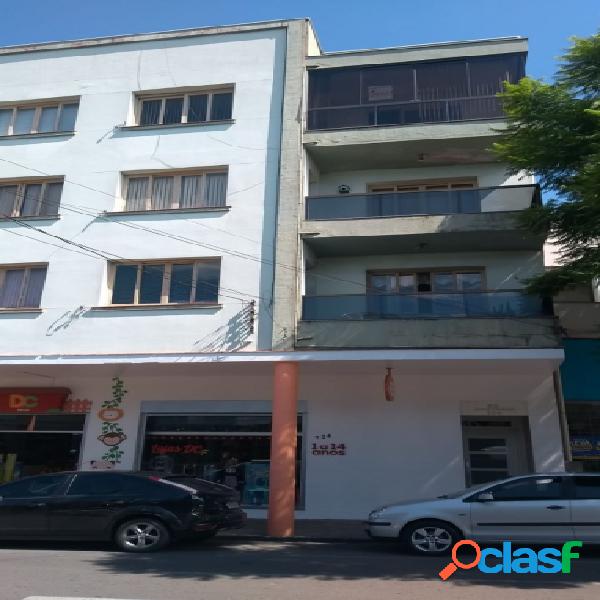 Apartamento - Aluguel - Farroupilha - RS - Centro)