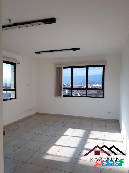 Conjunto de 3 salas Comerciais - Oportunidade - Frente -