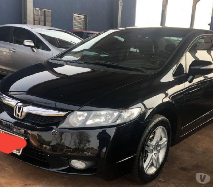 Honda Civic EXS 1.8 16V