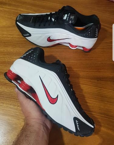 Nike shox R4 original