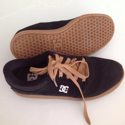 Tênis DC Shoes - UNISSEX / Tamanho 37 - Preto