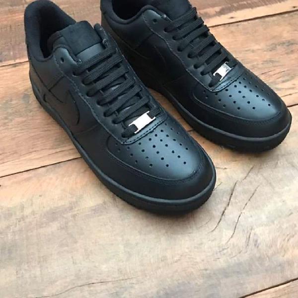 Tênis Nike Air Force 1 Novo