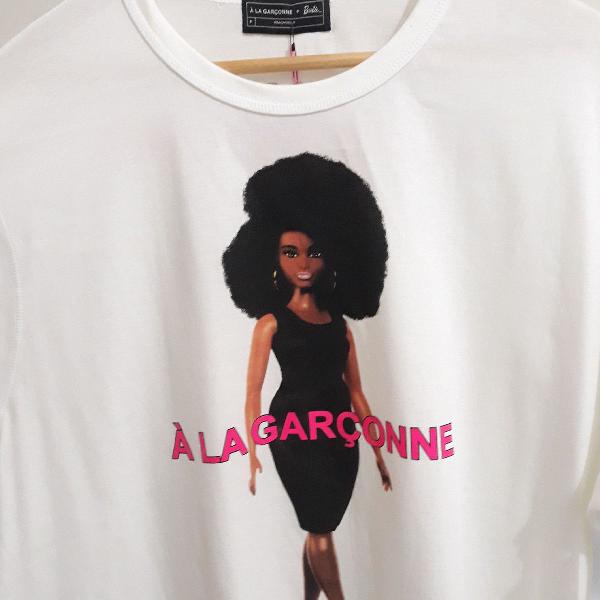 camiseta barbie à la garçonne