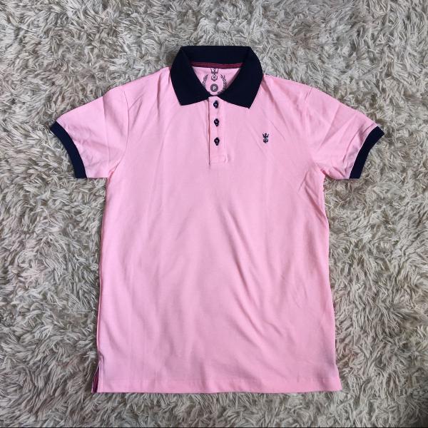 camiseta polo masculina rosa claro