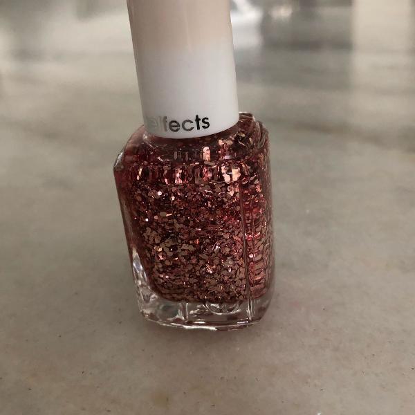 esmalte essie