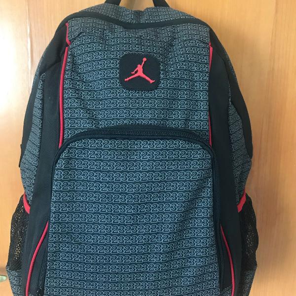 mochila jordan