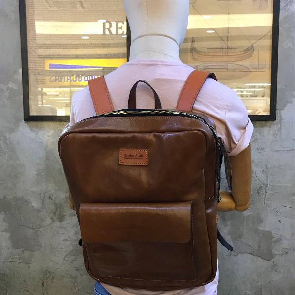 mochila masculina em couro legítimo