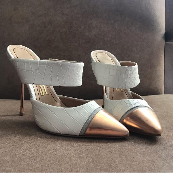 scarpin mule couro santa lolla