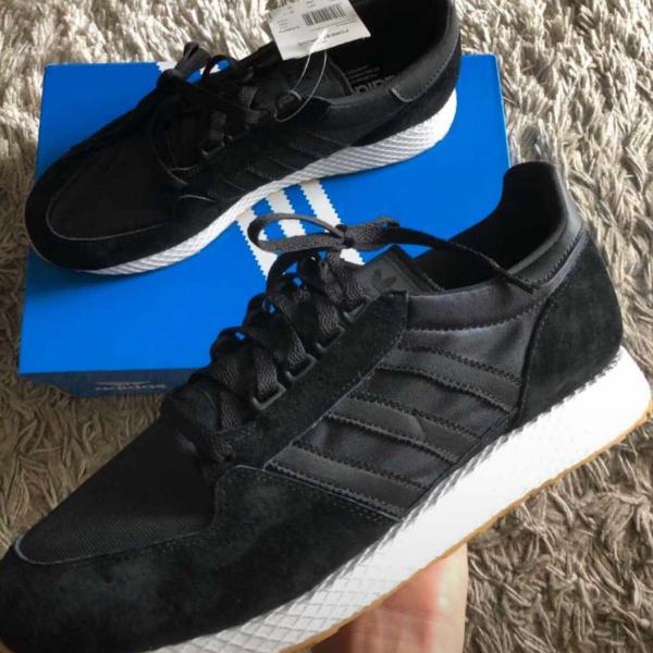 tênis adidas forest grove original