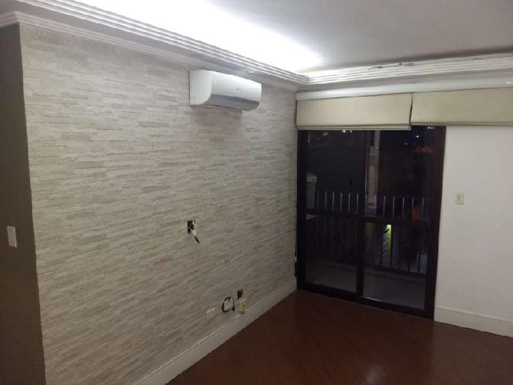 Apartamento para venda tem 80 metros quadrados com 3 quartos