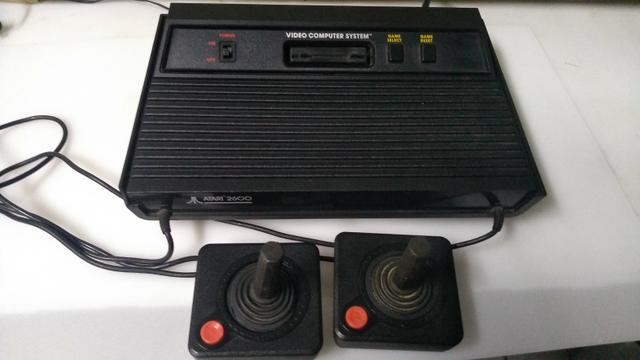 Atari 2600 com 02 Controles - Sem Jogos