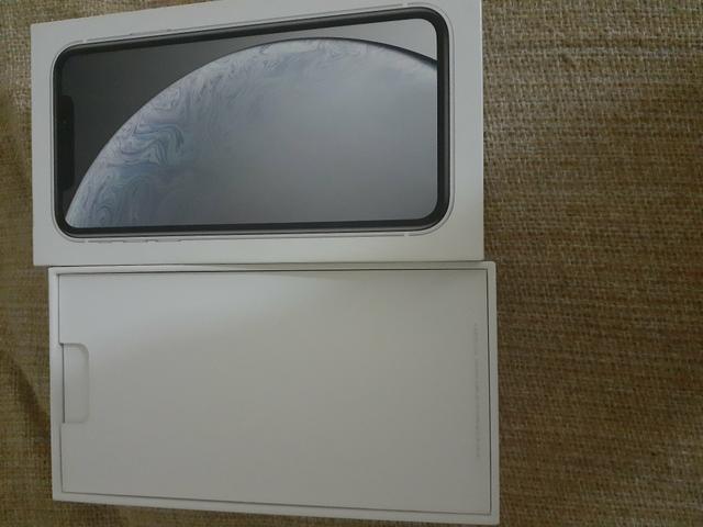 Iphone XR - Branco(caixa)