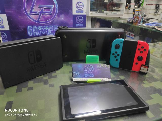 Nitendo switch seminovo + case + fifa e garantia