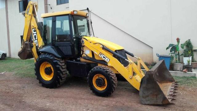 Retro Escavadeira Jcb 3 c Plus *Parcelamos