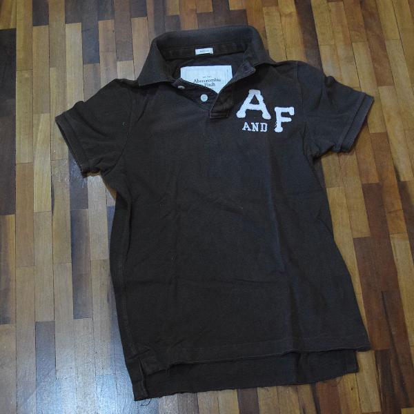 camiseta polo marrom abercrombie &amp; fitch tamanho p