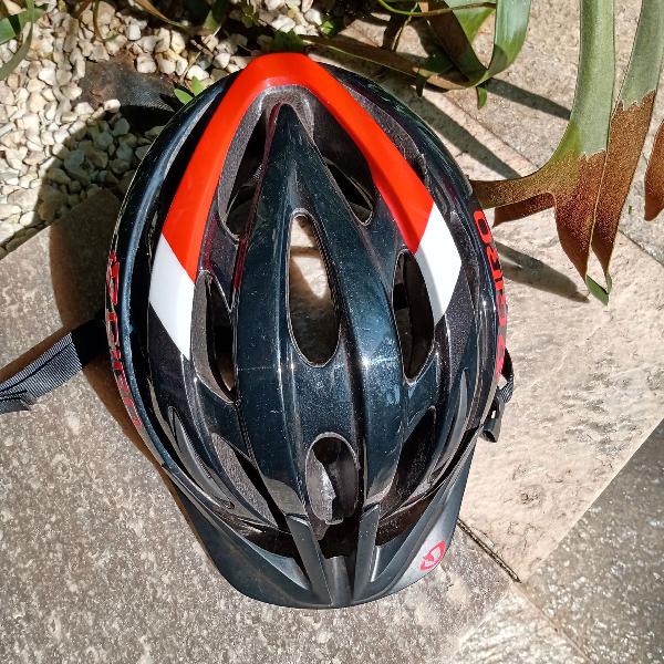 capacete bike giro preto, vermelho e branco