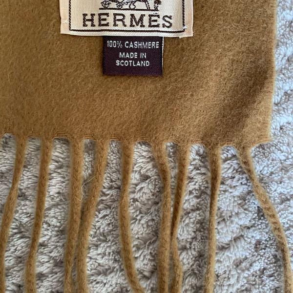 echarpe hermes caramelo