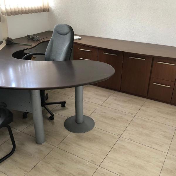 mesa com armário para escritório