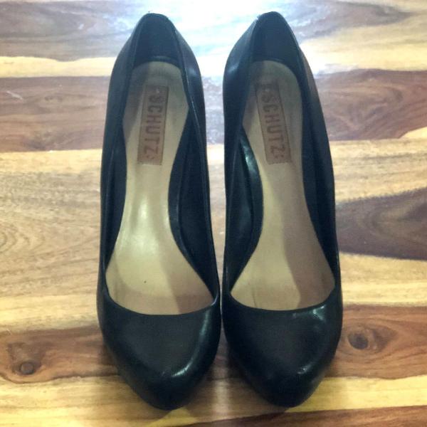 peep toe schutz