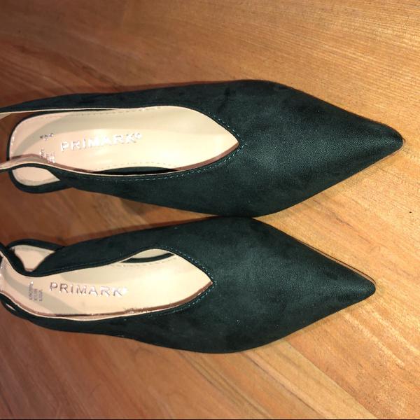 scarpin verde musgo primark