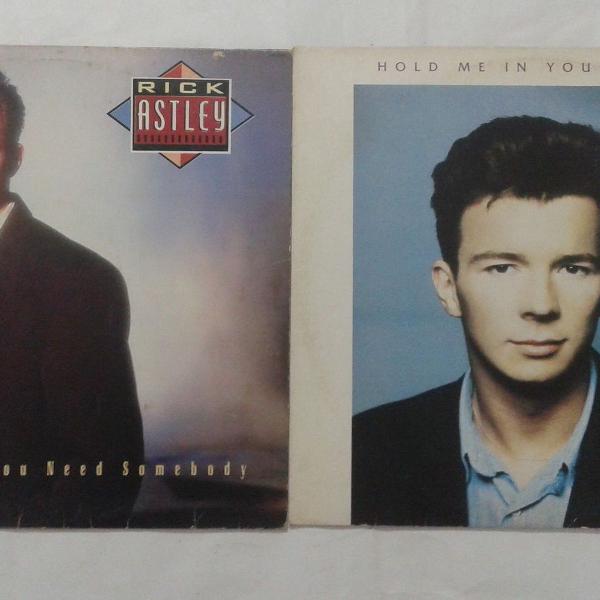 2 discos lp rick astley hold me in your arms / whenever you