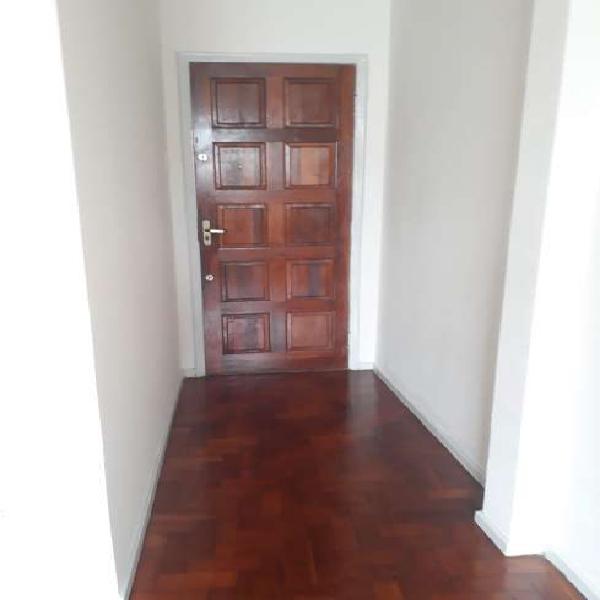 Apartamento aluguel 80m 2/4 Joana angelica - saída