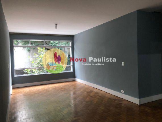 Apartamento com 3 quartos para locação, 120 m², por R$