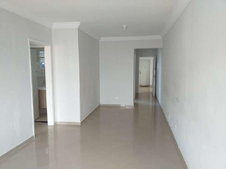 Apartamento para aluguel tem 75 metros quadrados com 2