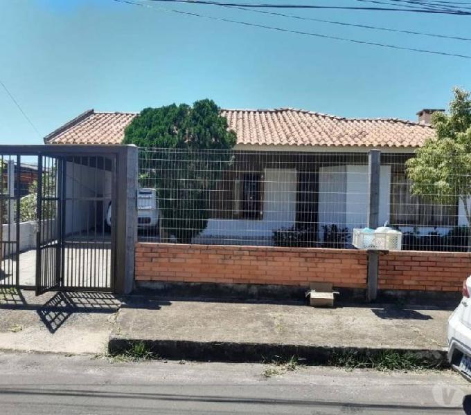 Casa 3 dormitórios com 1 suite