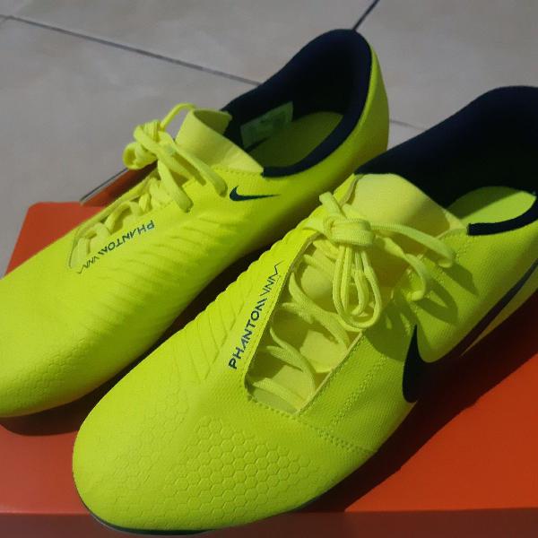 Chuteira Nike original Campo trava phantom venom Club fg.