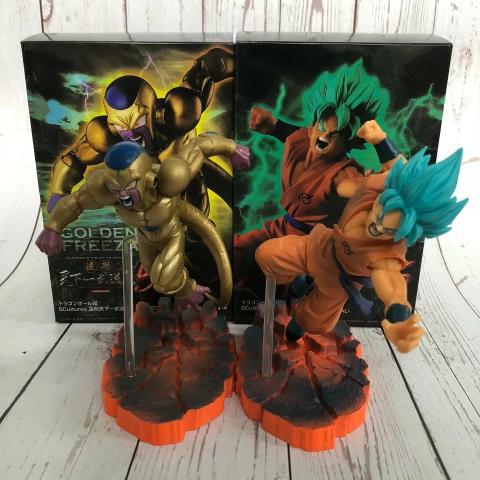 Goku e Golden Freeza