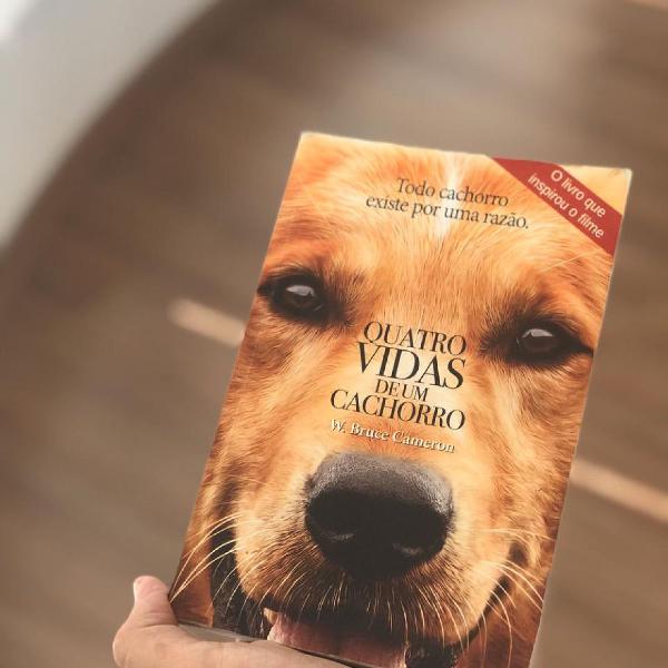Livro 4 vidas de um Cachorro